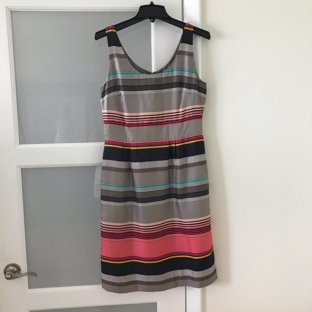 BANANA REPUBLIC Silk Fit and Flare Dress size 8